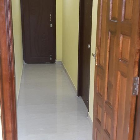Varadhar Guest House Kanchipuram Eksteriør billede
